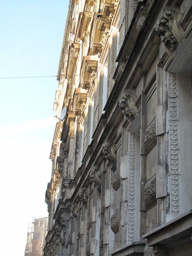 Apartament By The Way Apartment Wroclaw Exterior photo